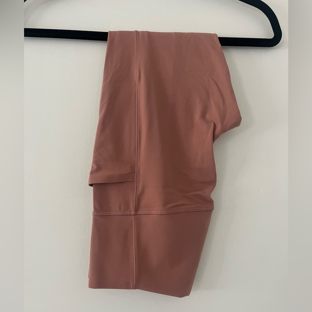 Athleta Salutation Stash Tight Leggings